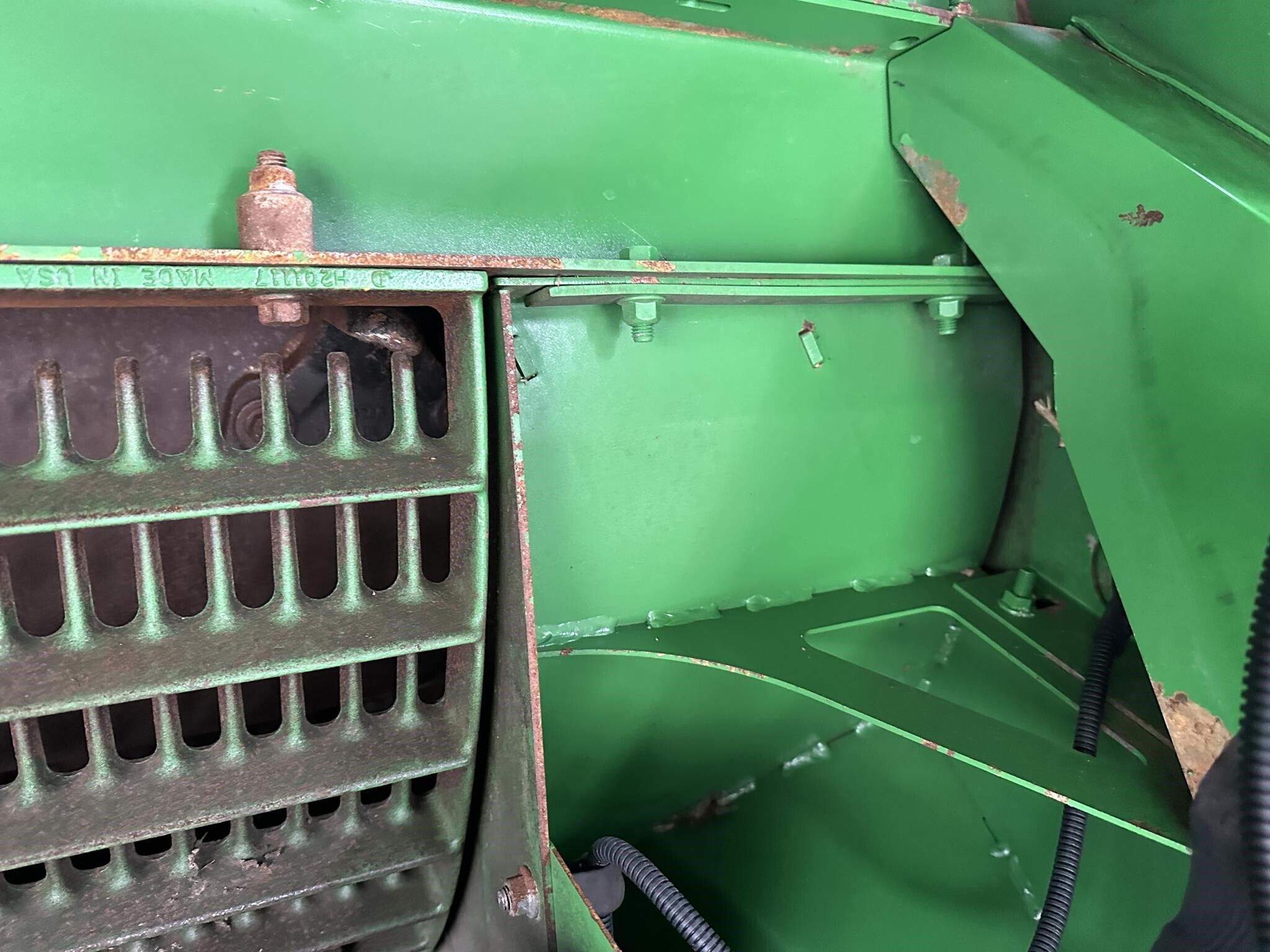 2013 John Deere S690 Combine