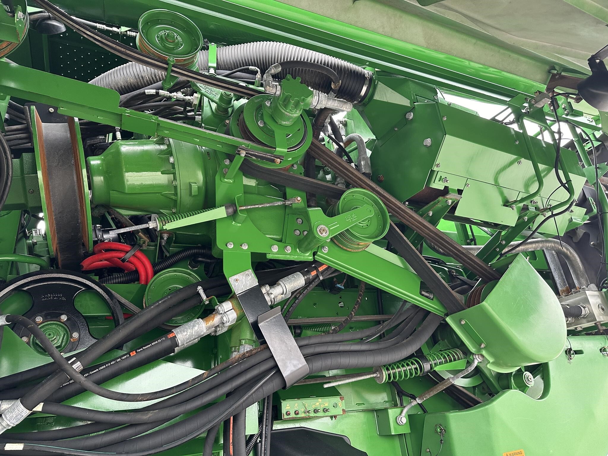 2013 John Deere S690 Combine