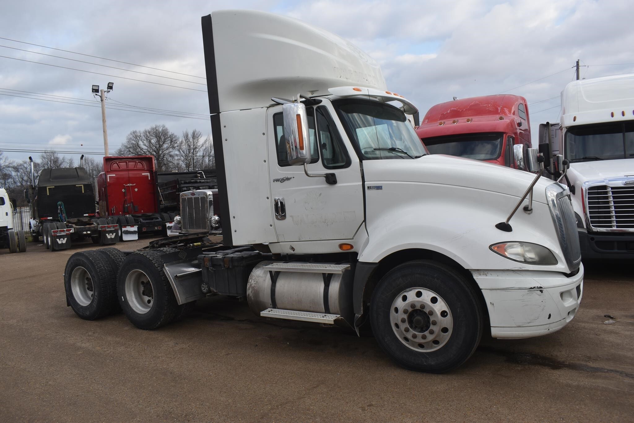 2012 International ProStar Semi Trucks/Trailer