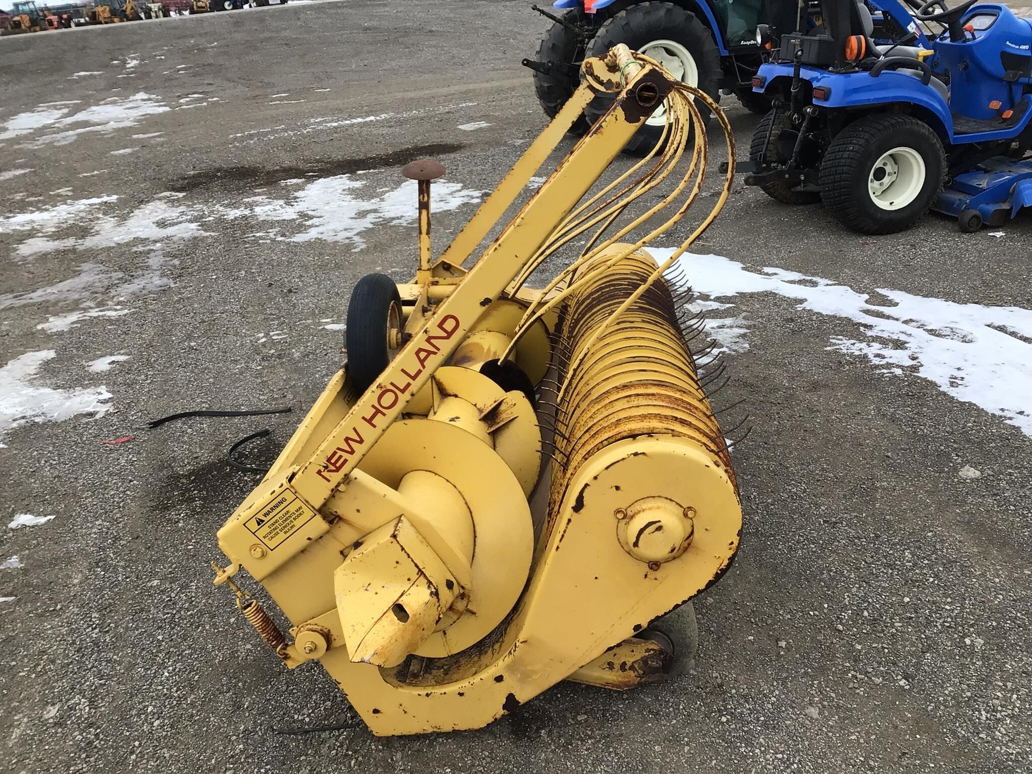  New Holland 790W Pull-Type Forage Harvester