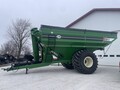 2022 J&M 1312-20S Grain Cart
