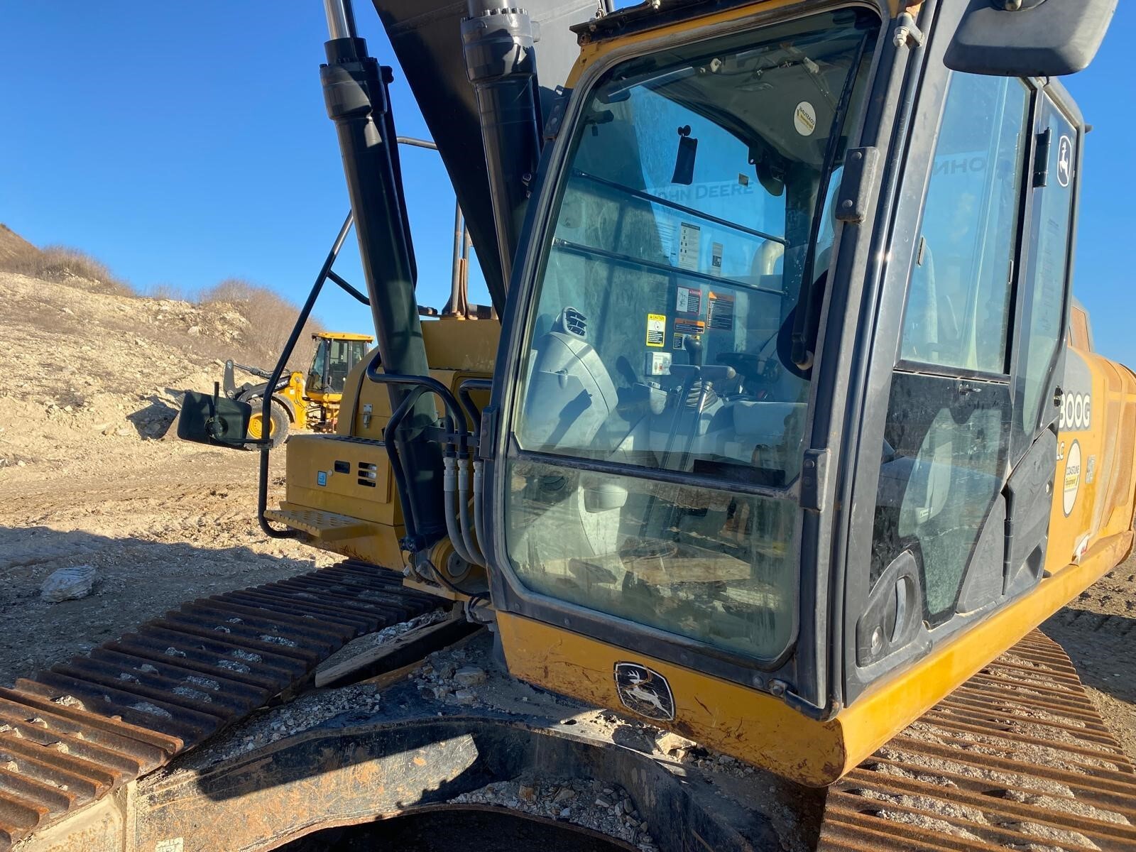 2020 Deere 300G LC Excavator