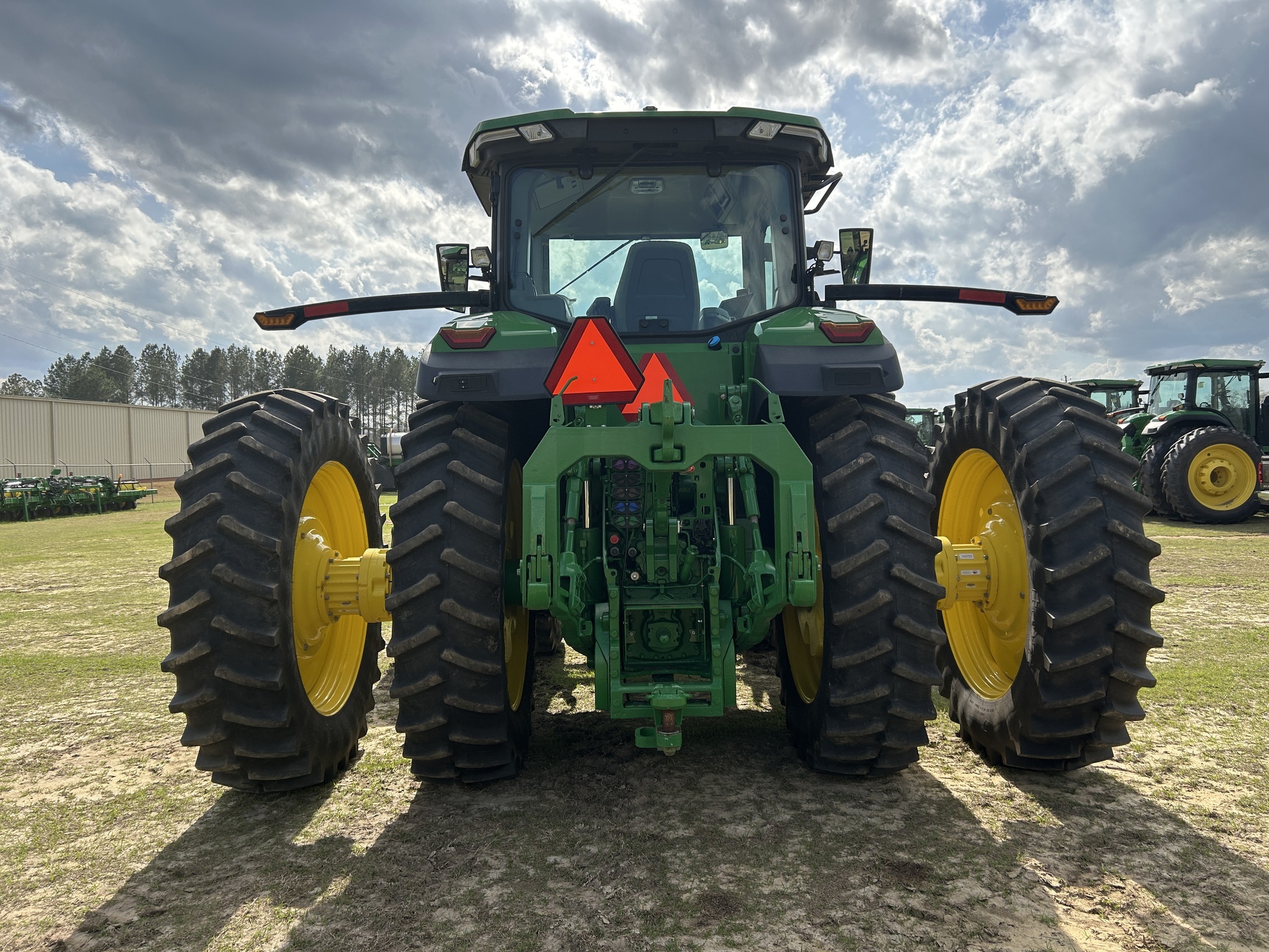 2023 John Deere 8R 310 Tractor