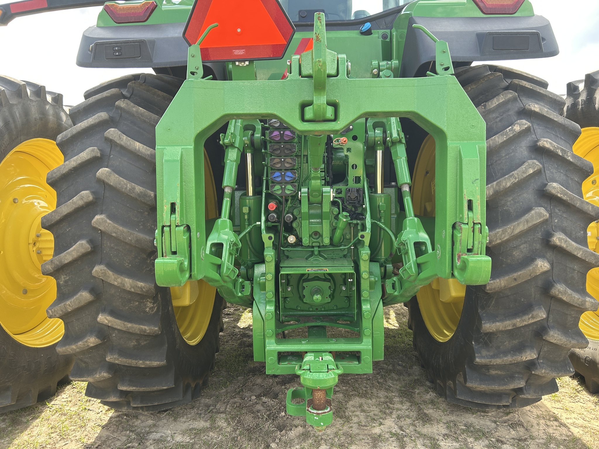 2023 John Deere 8R 310 Tractor