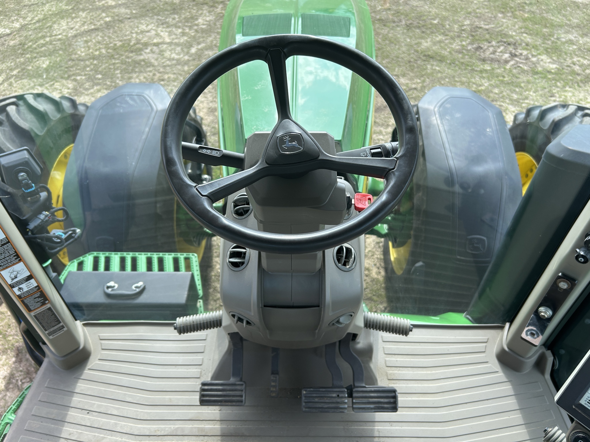 2023 John Deere 8R 310 Tractor