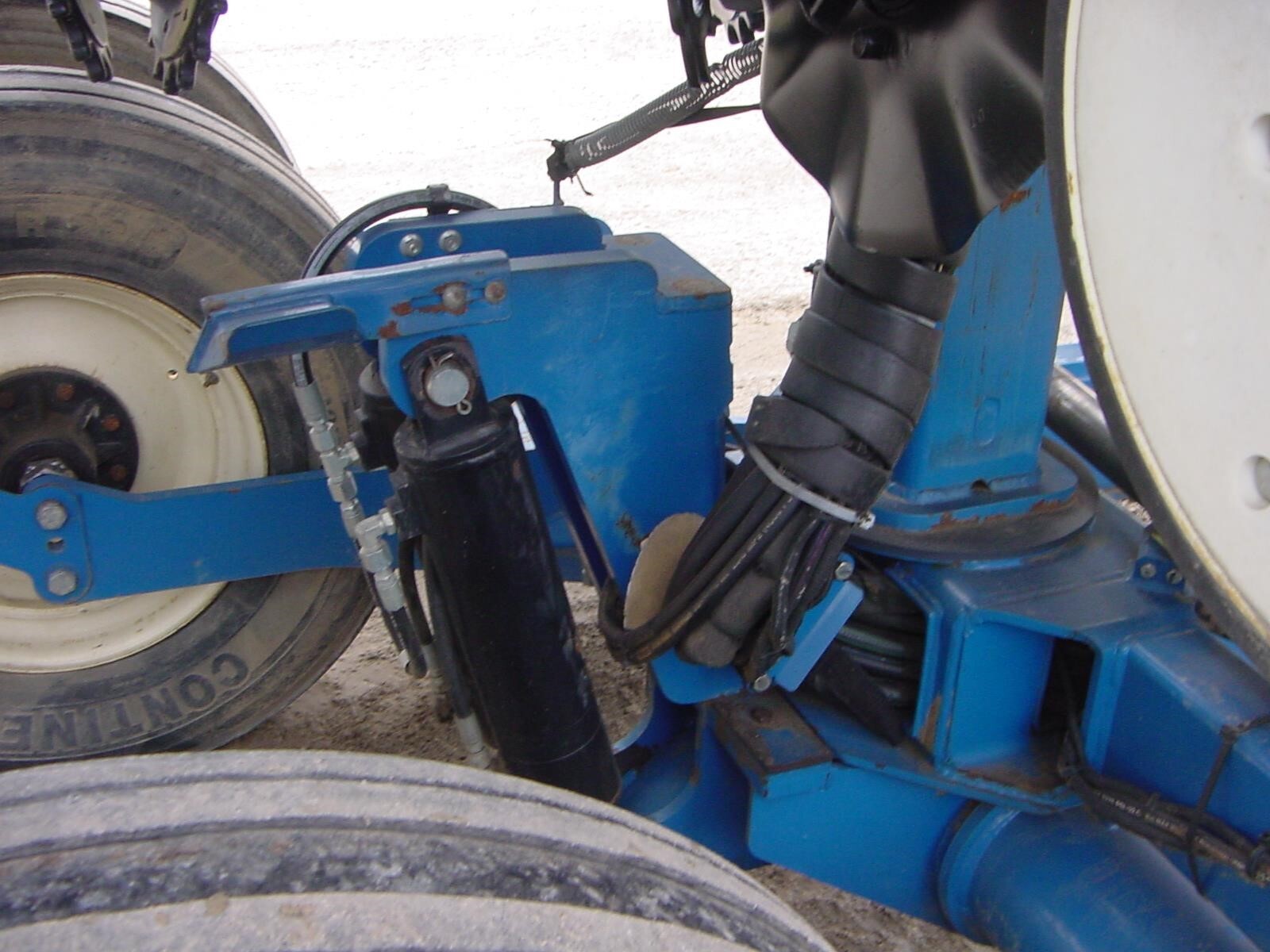 2013 Kinze 3660 ASD Planter