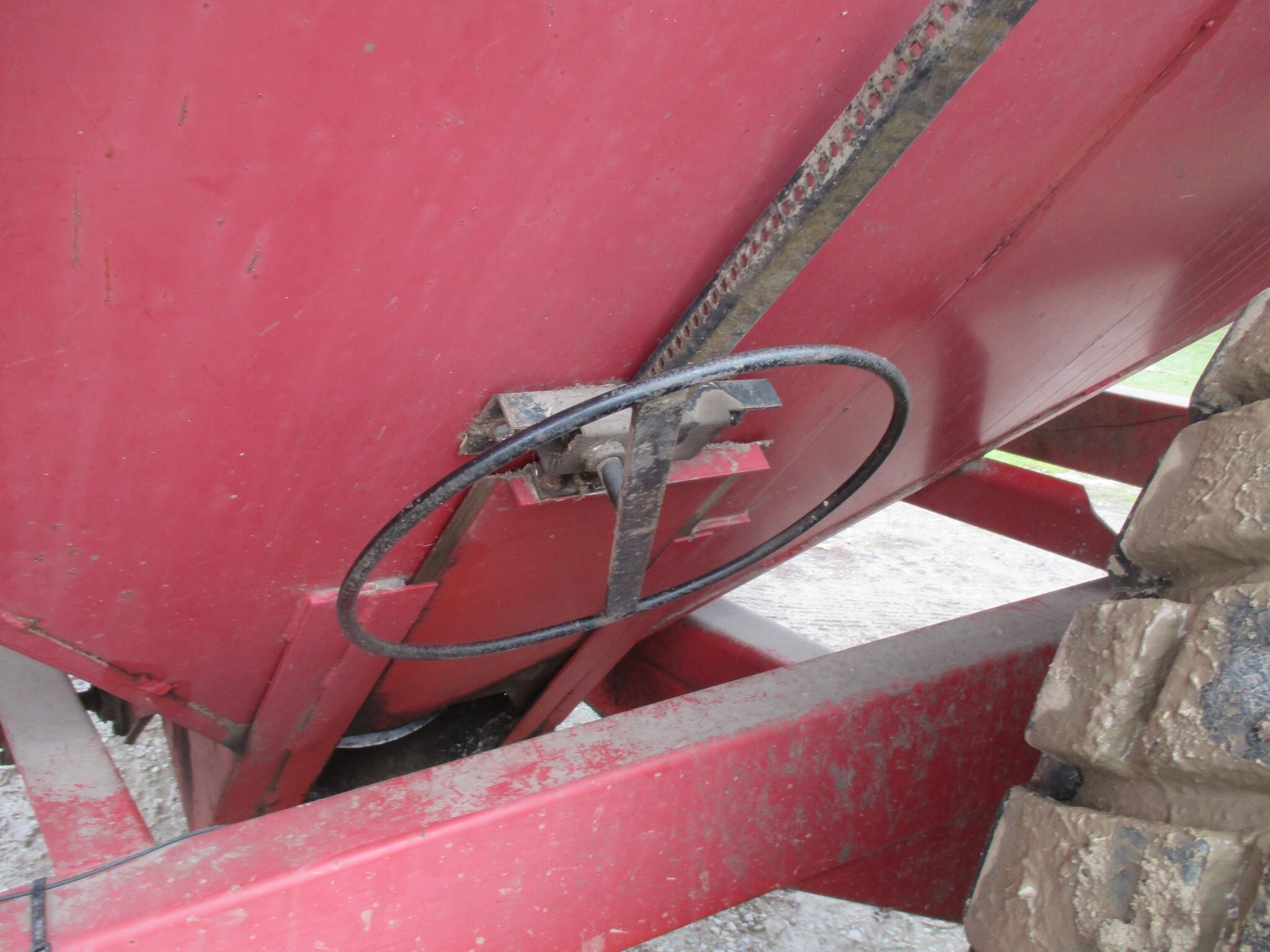  J&M 500-14 Grain Cart