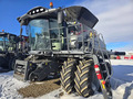 2016 Gleaner S97 Combine