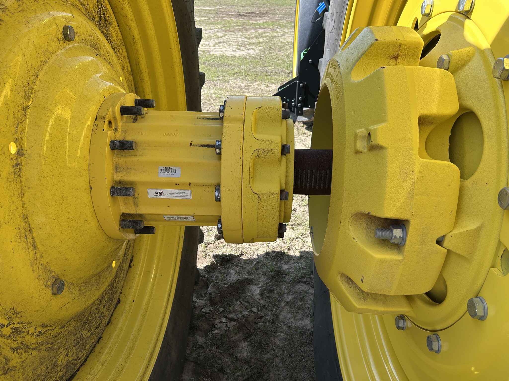 2023 John Deere 8R 250 Tractor