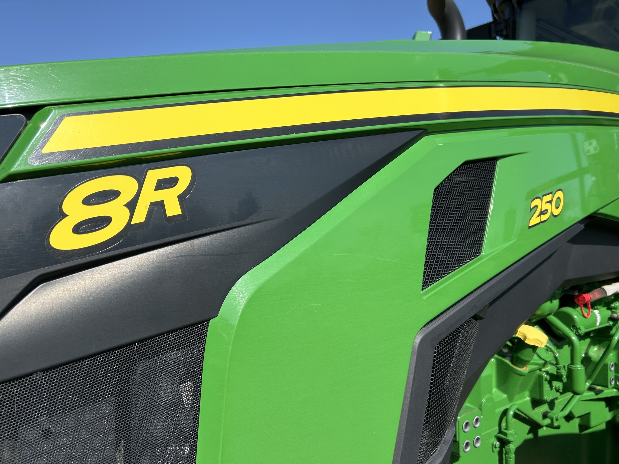 2023 John Deere 8R 250 Tractor
