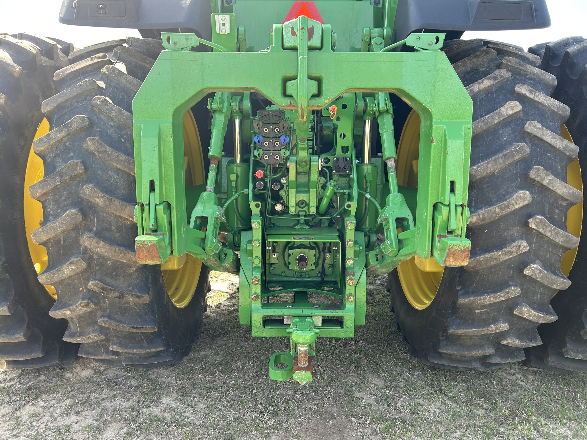 2023 John Deere 8R 280 Tractor