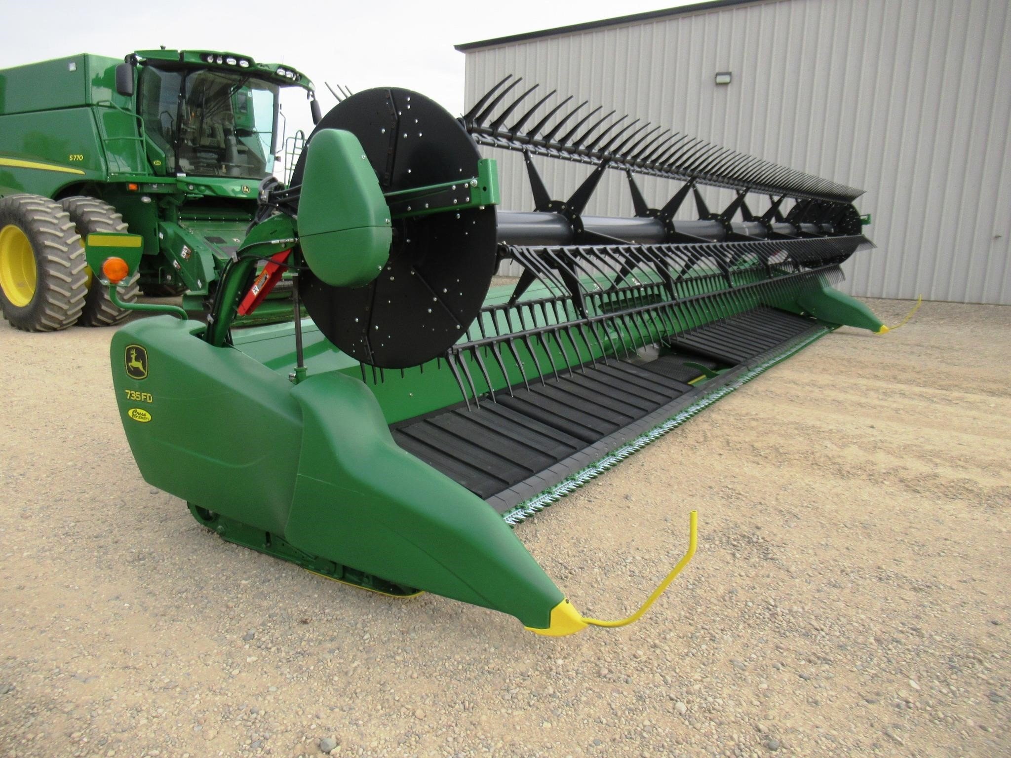 2019 John Deere 735FD Platform