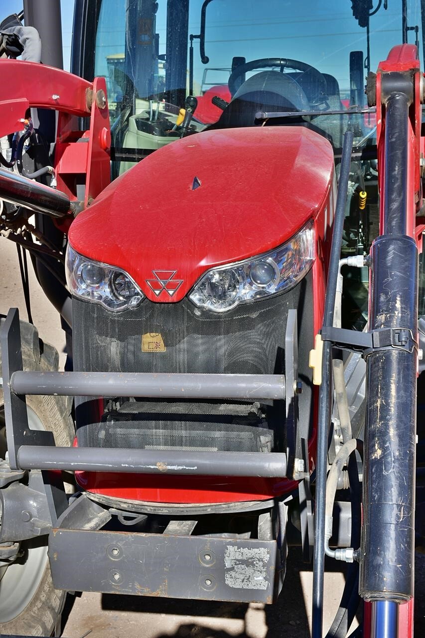 2020 Massey Ferguson 4707 Tractor