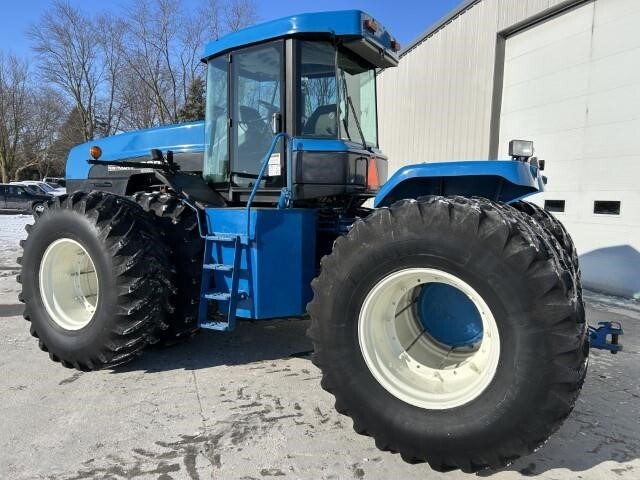 1997 New Holland 9682 Tractor