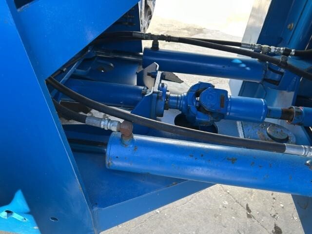 1997 New Holland 9682 Tractor