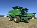 2012 John Deere S680 Combine