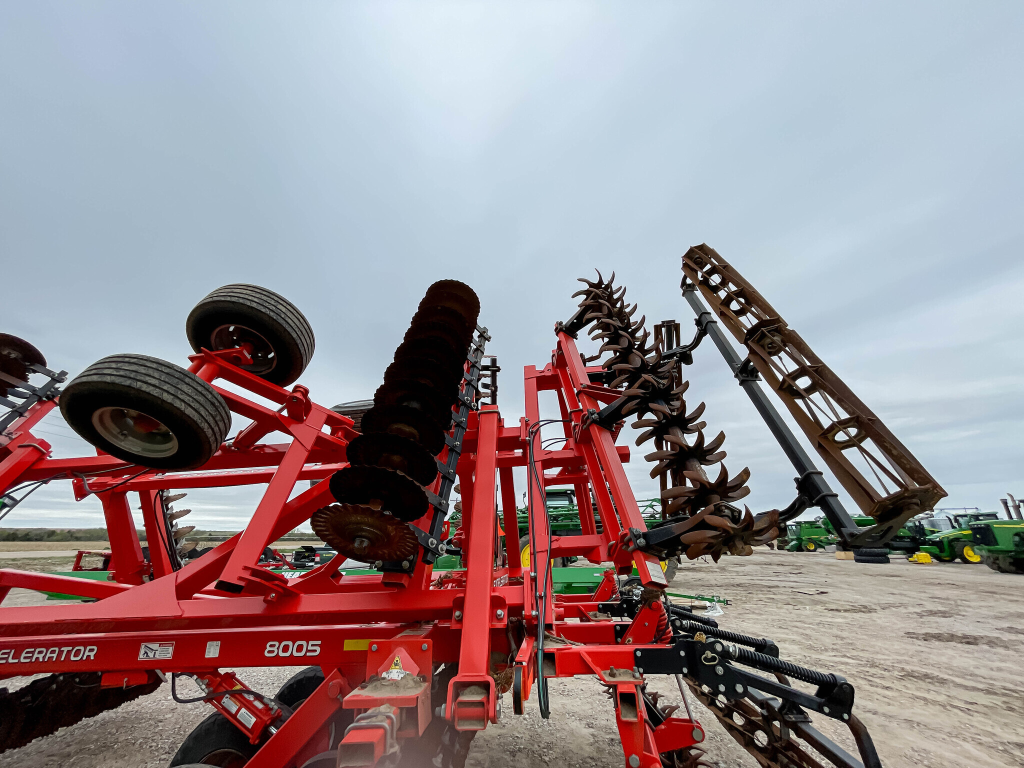 2016 Kuhn 8005-25 Vertical Tillage