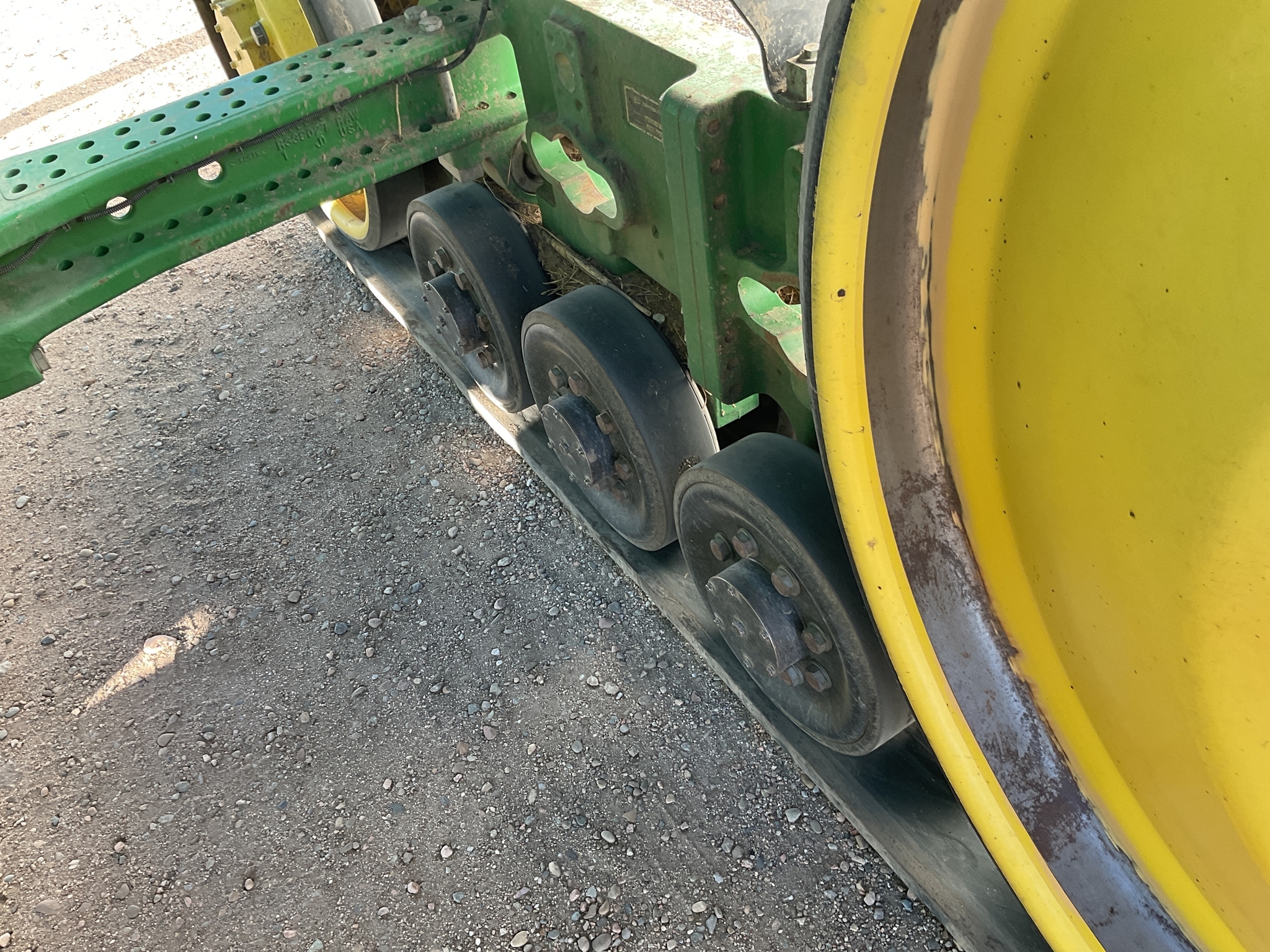 2016 John Deere 8370RT Tractor