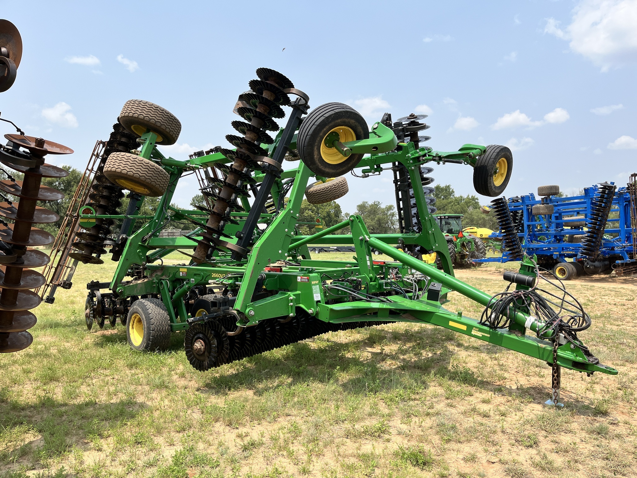 2019 John Deere 2660VT Vertical Tillage