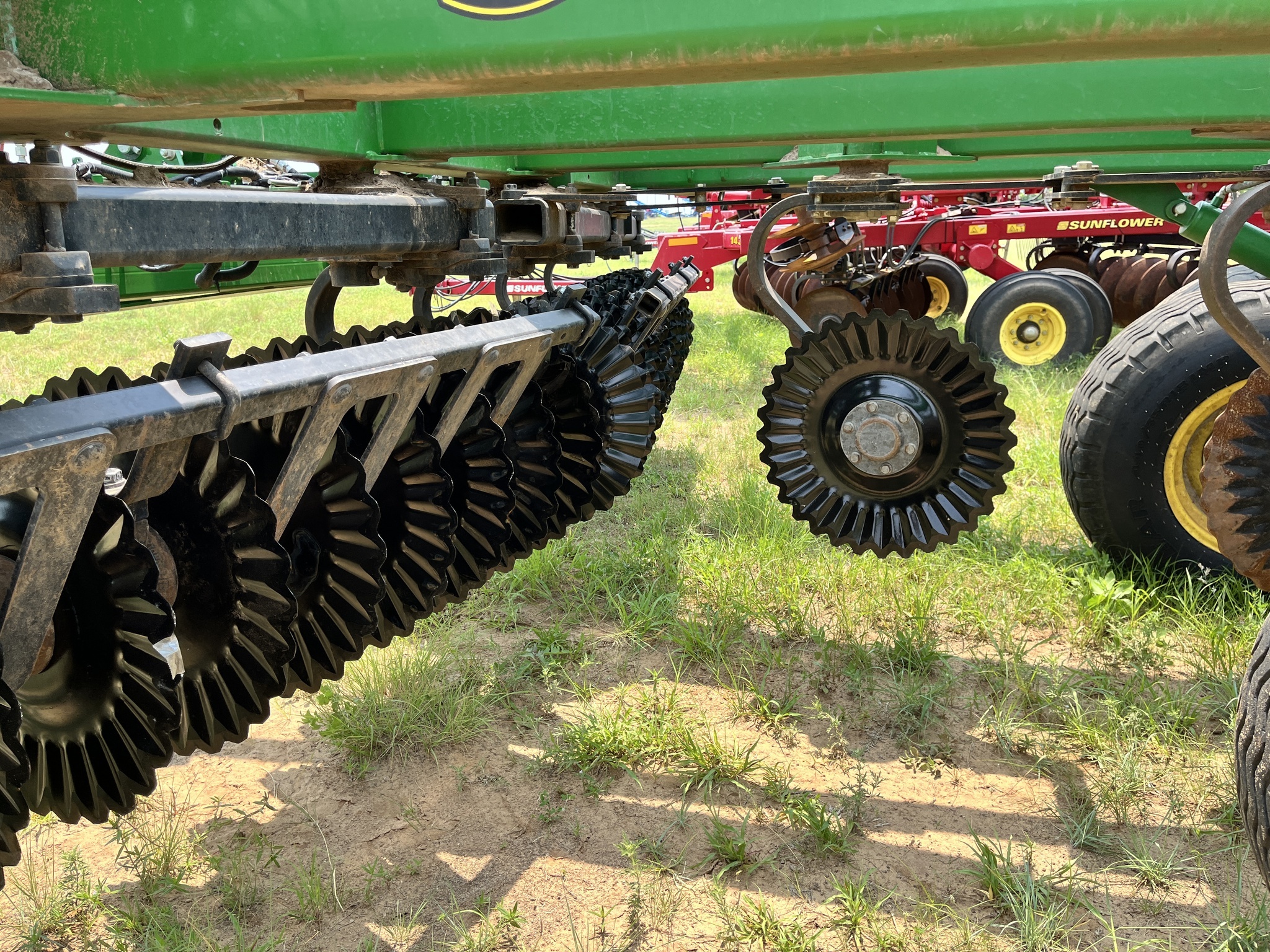 2019 John Deere 2660VT Vertical Tillage