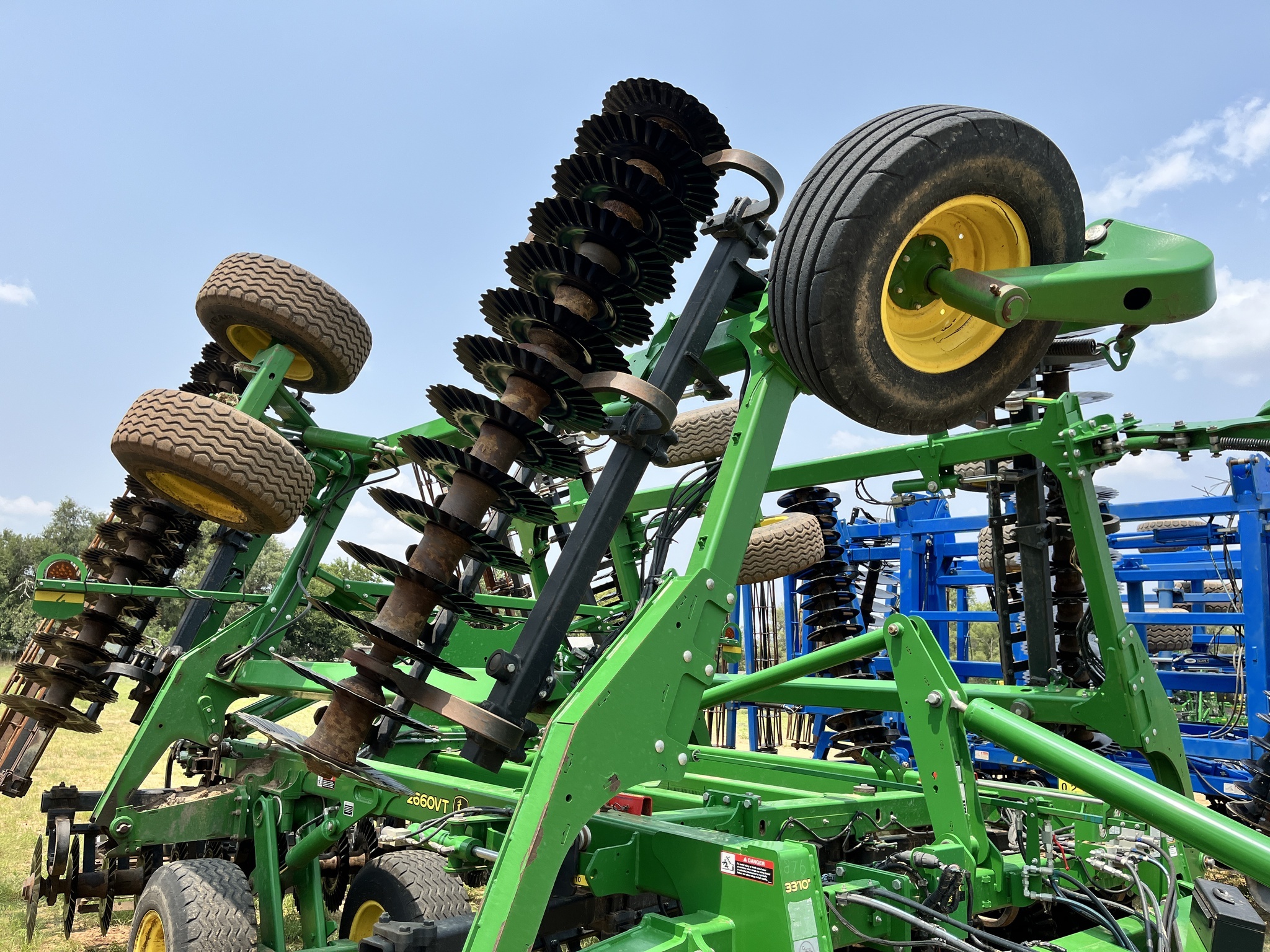 2019 John Deere 2660VT Vertical Tillage