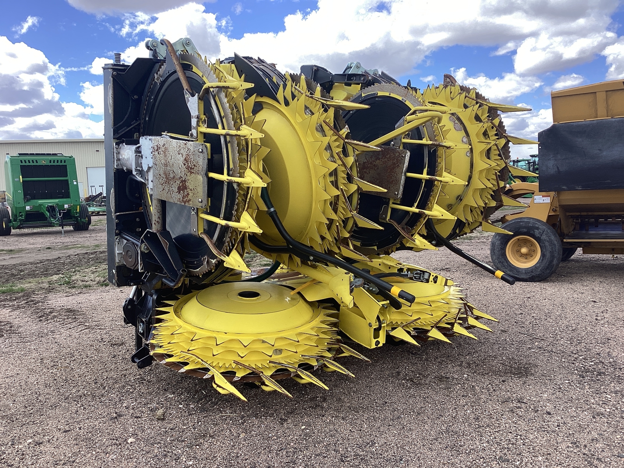 2023 John Deere 772 Corn Head