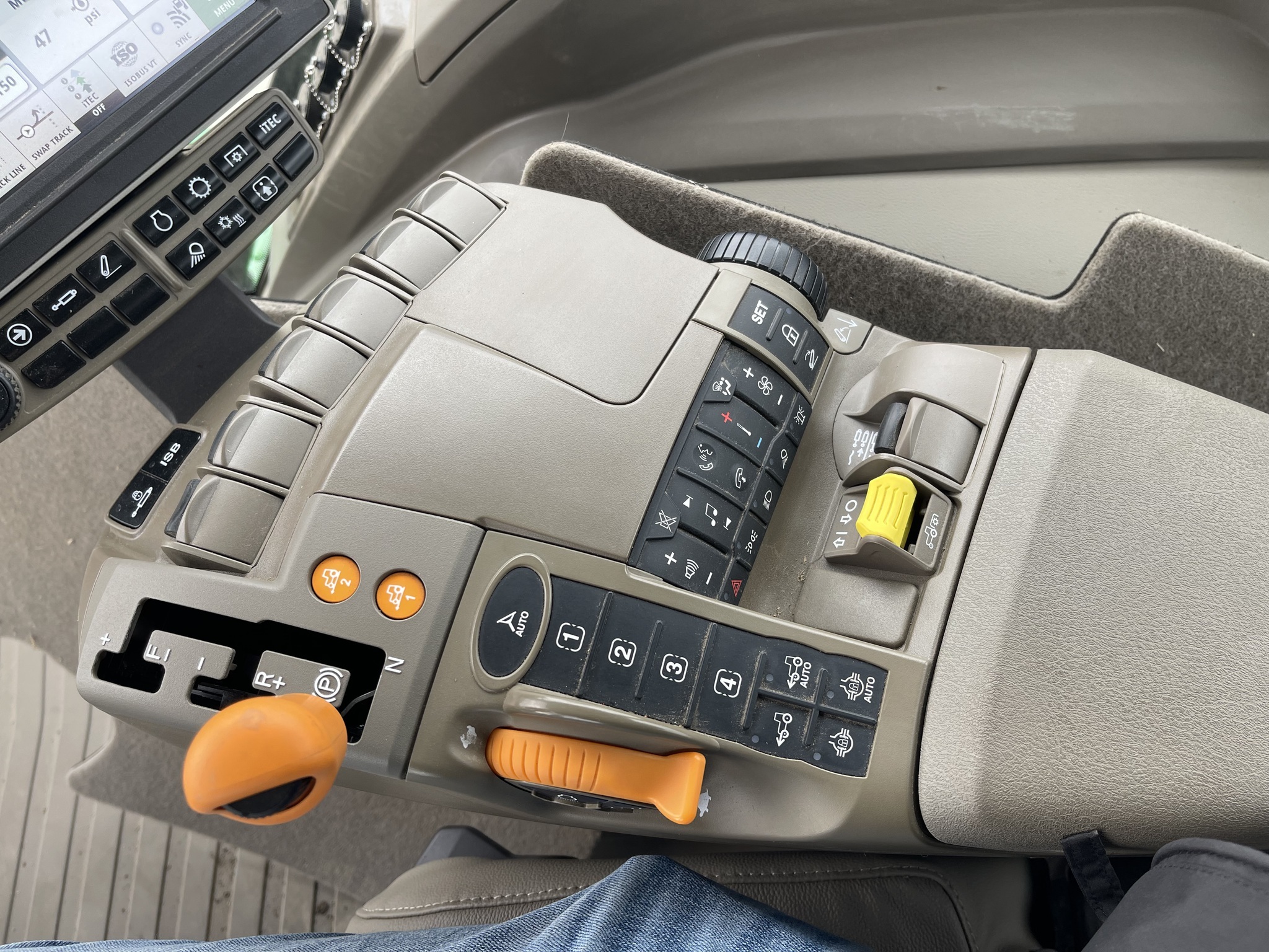 2023 John Deere 8R 410 Tractor