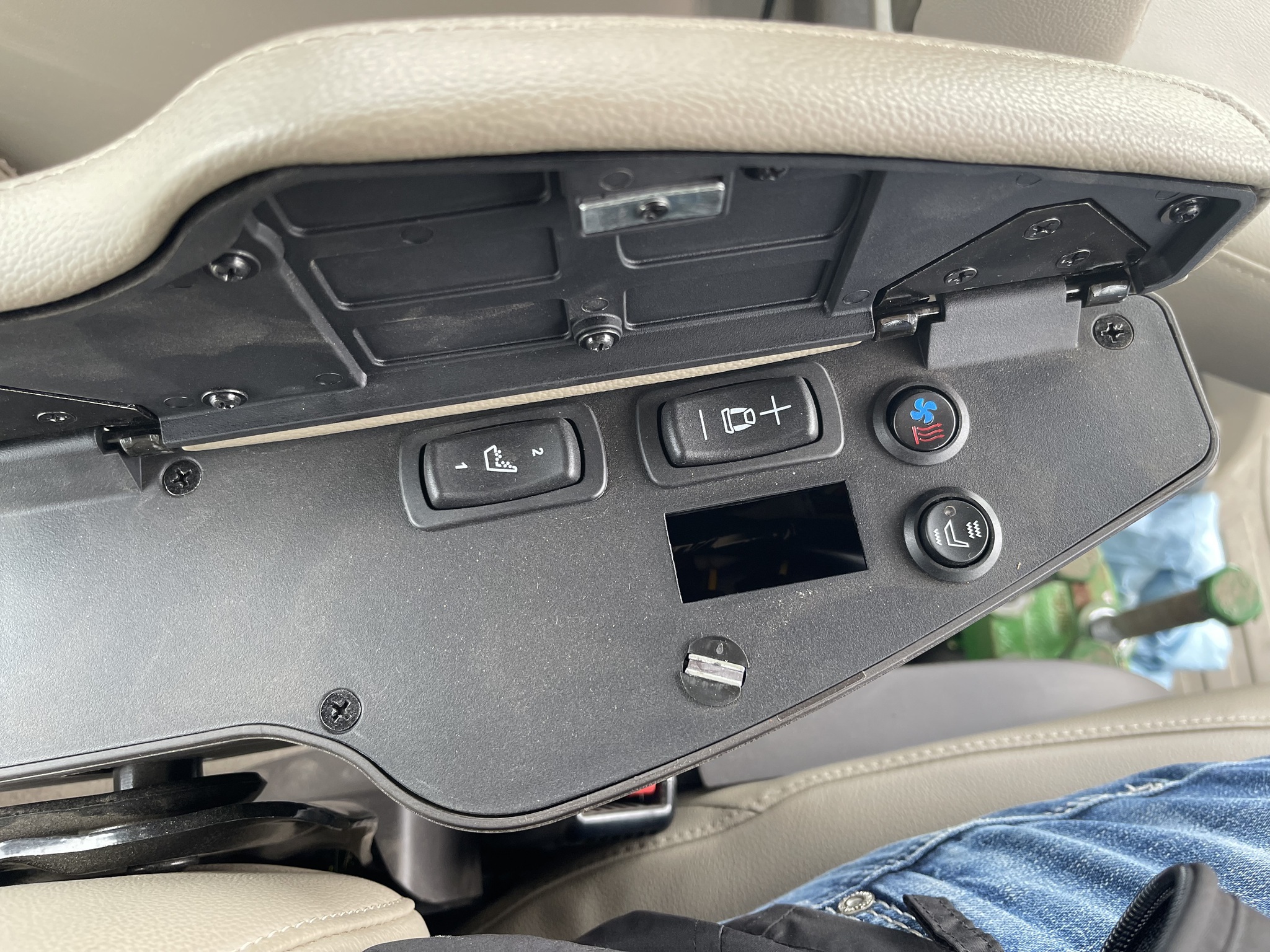 2023 John Deere 8R 410 Tractor