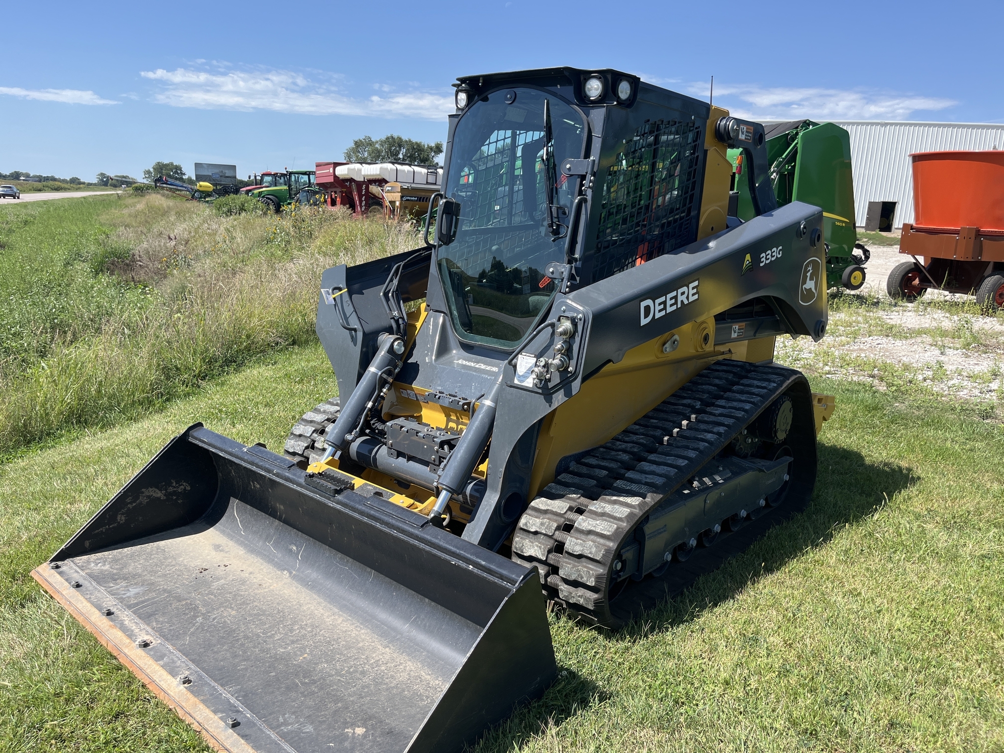 2023 Deere 333G Skid Steer