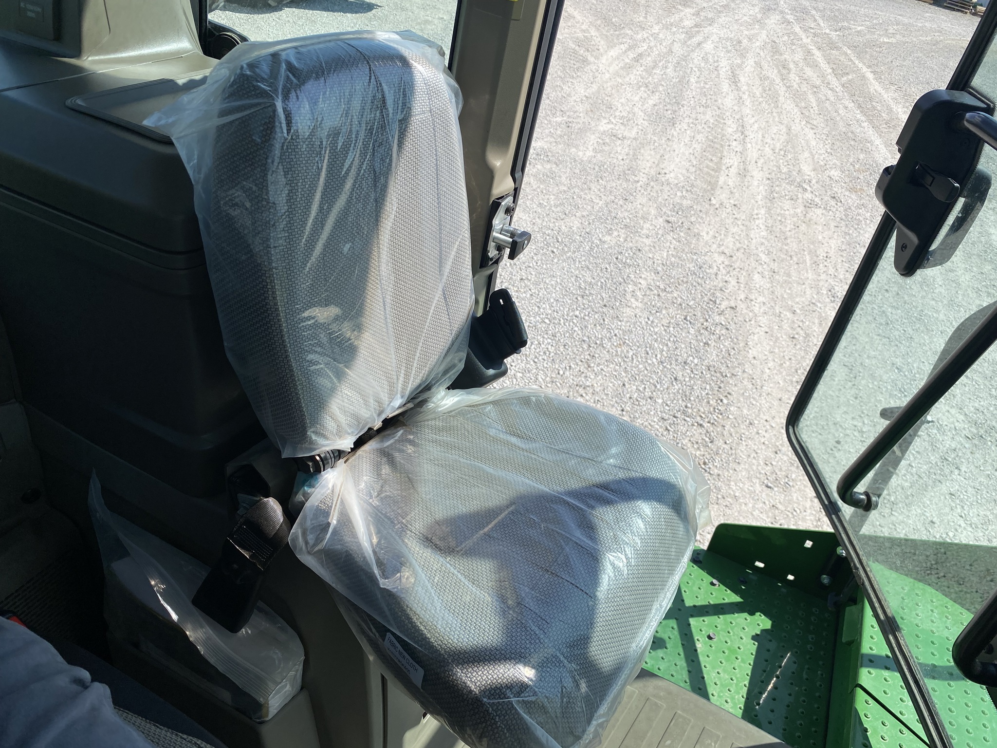 2022 John Deere 9RX 640 Tractor