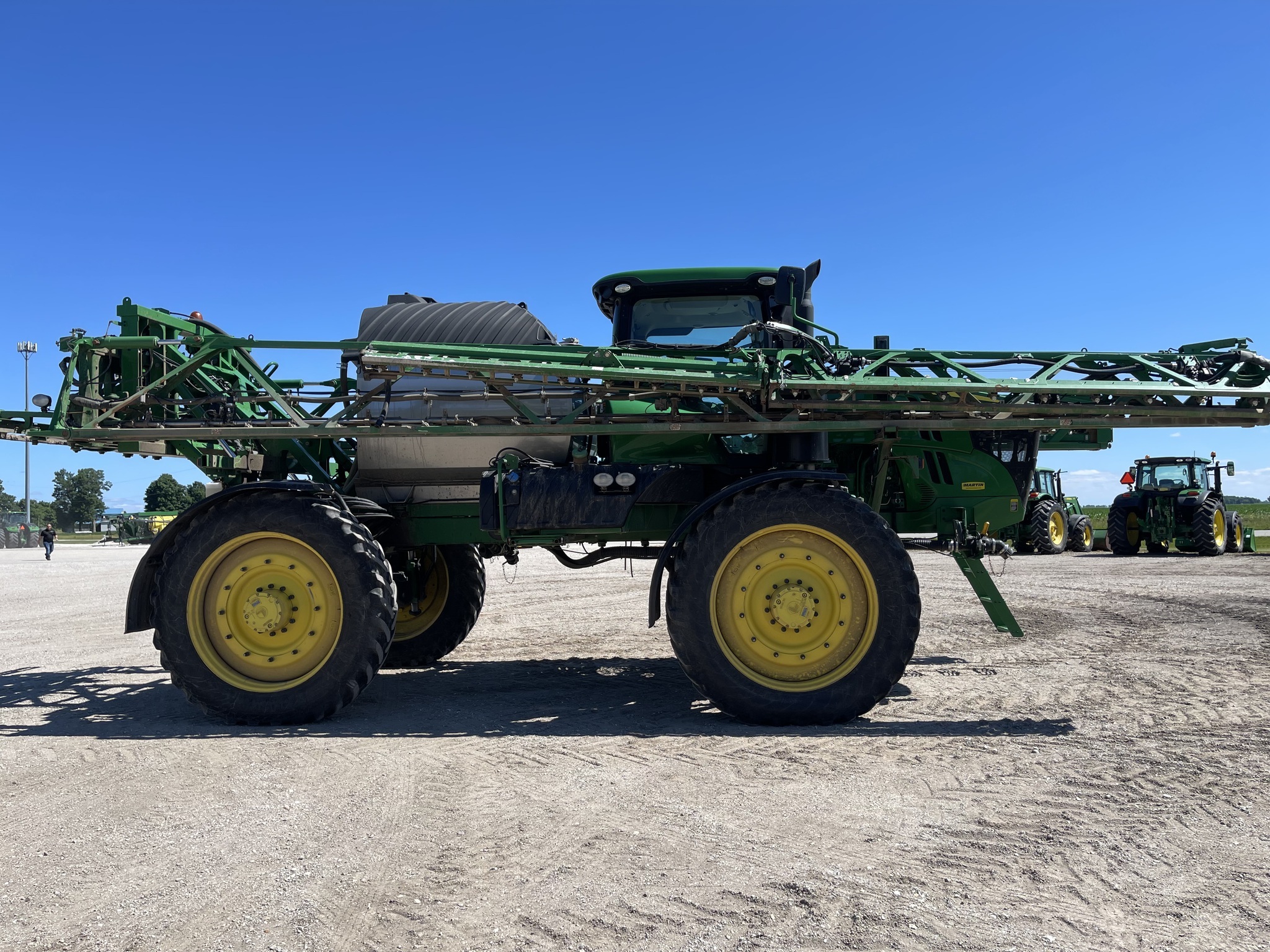 2021 John Deere R4045 Self-Propelled Sprayer