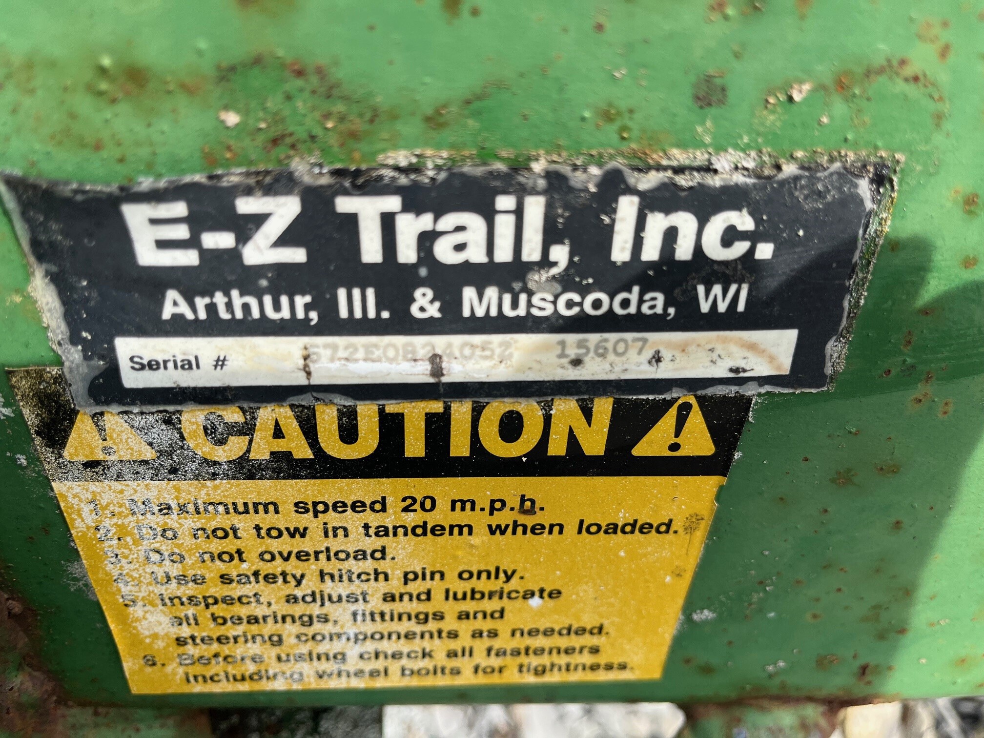  E-Z Trail 672 Header Trailer
