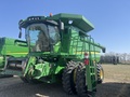 2013 John Deere S670 Combine