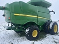 2013 John Deere S670 Combine