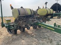 2001 John Deere 1760NT Planter