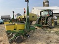 2001 John Deere 1760NT Planter