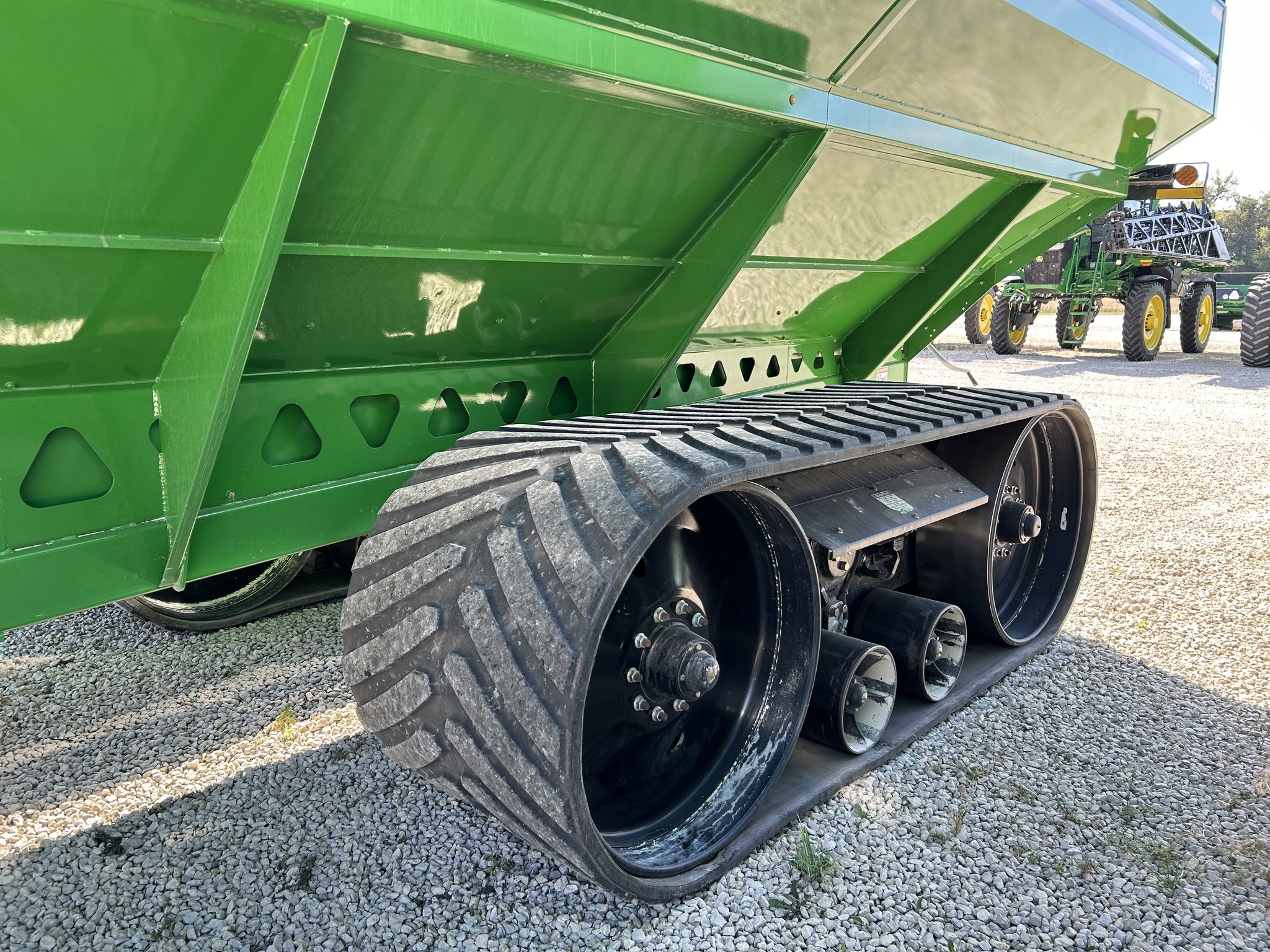 2020 Brent 1196 Grain Cart