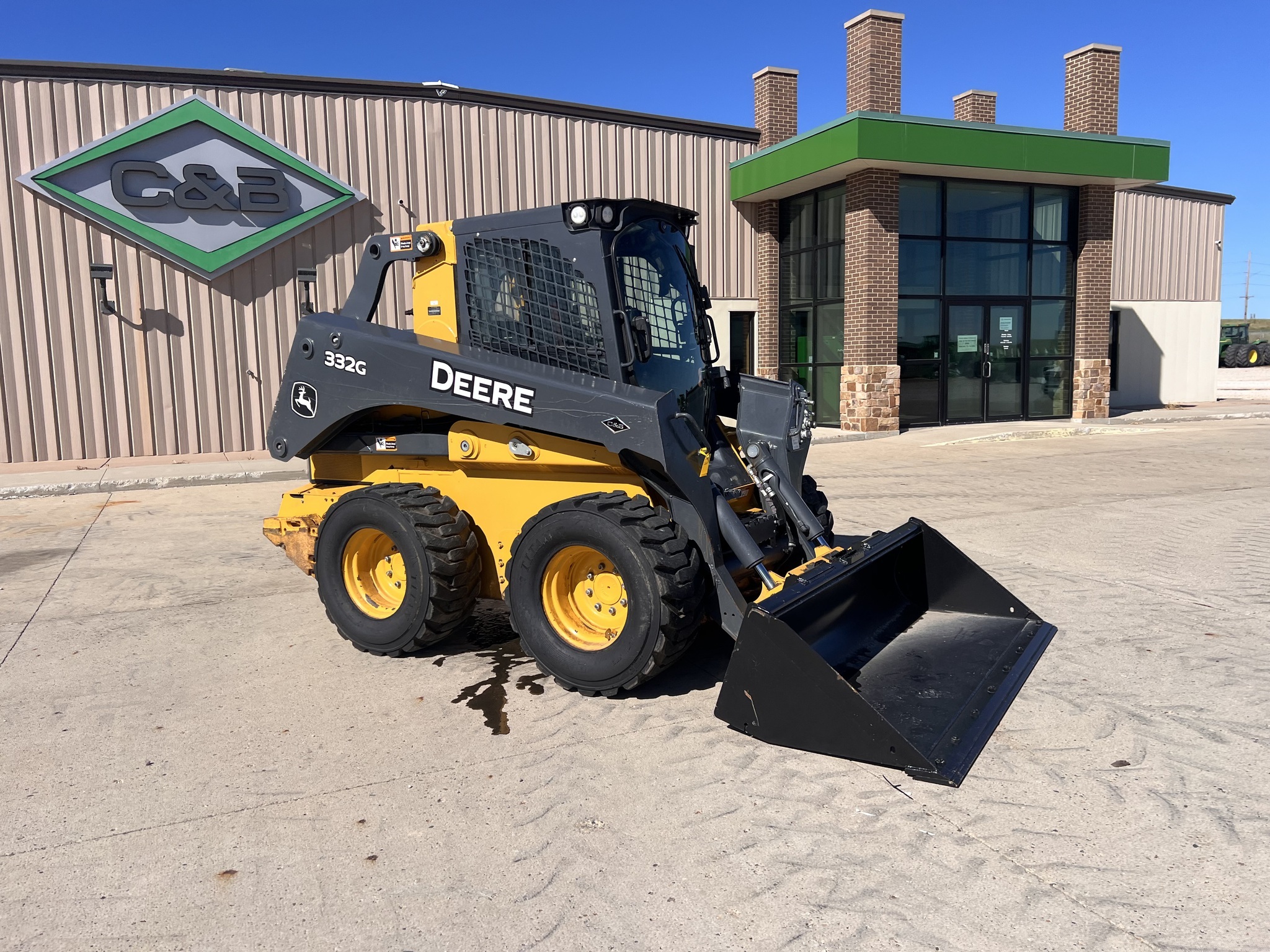 2022 Deere 332G Skid Steer