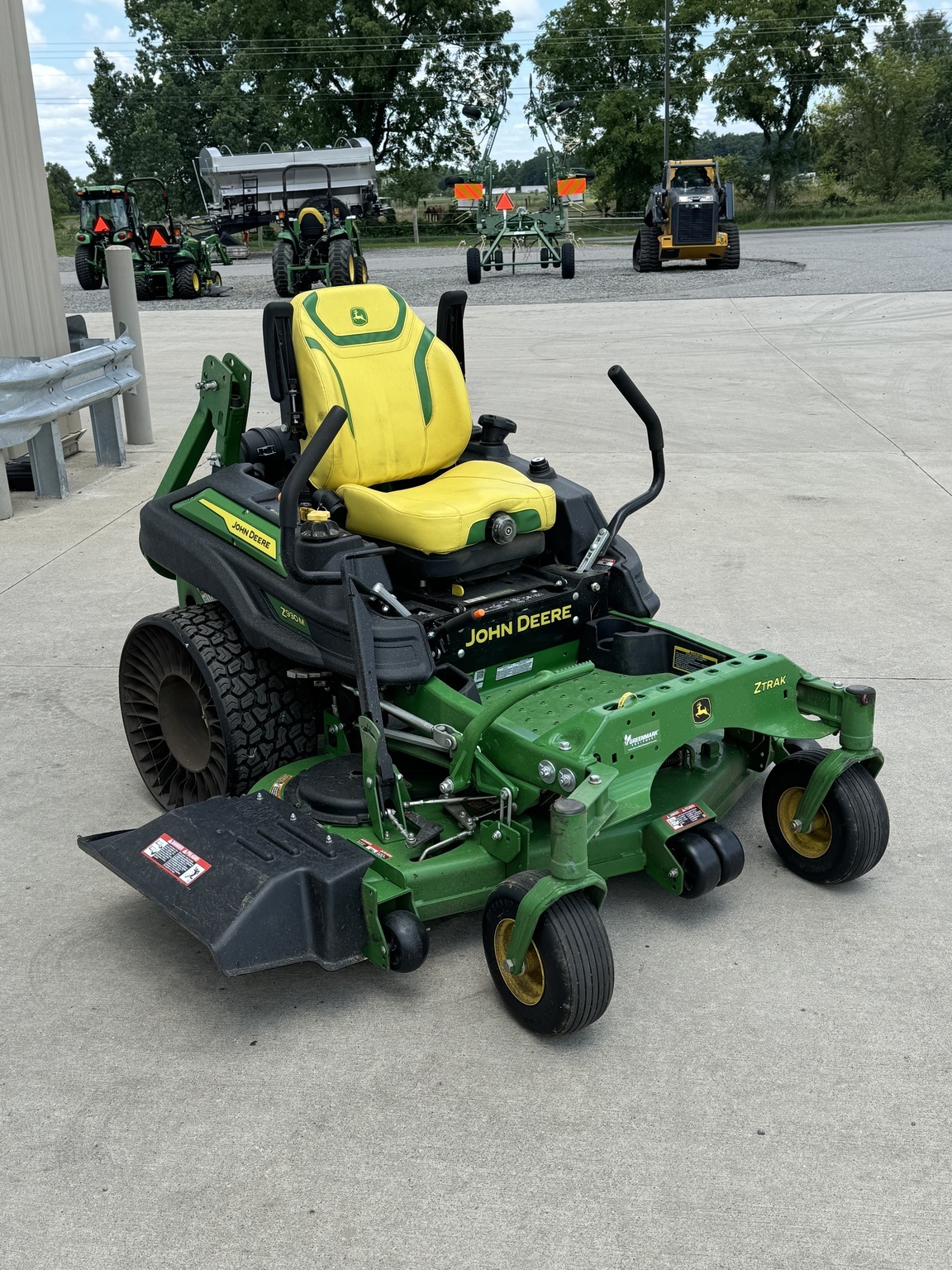 2023 John Deere Z930M Lawn Mower