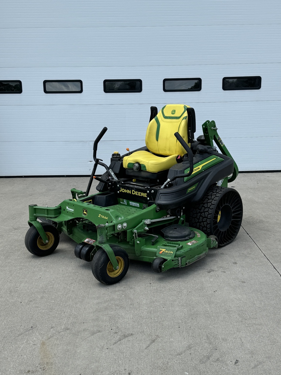 2023 John Deere Z930M Lawn Mower