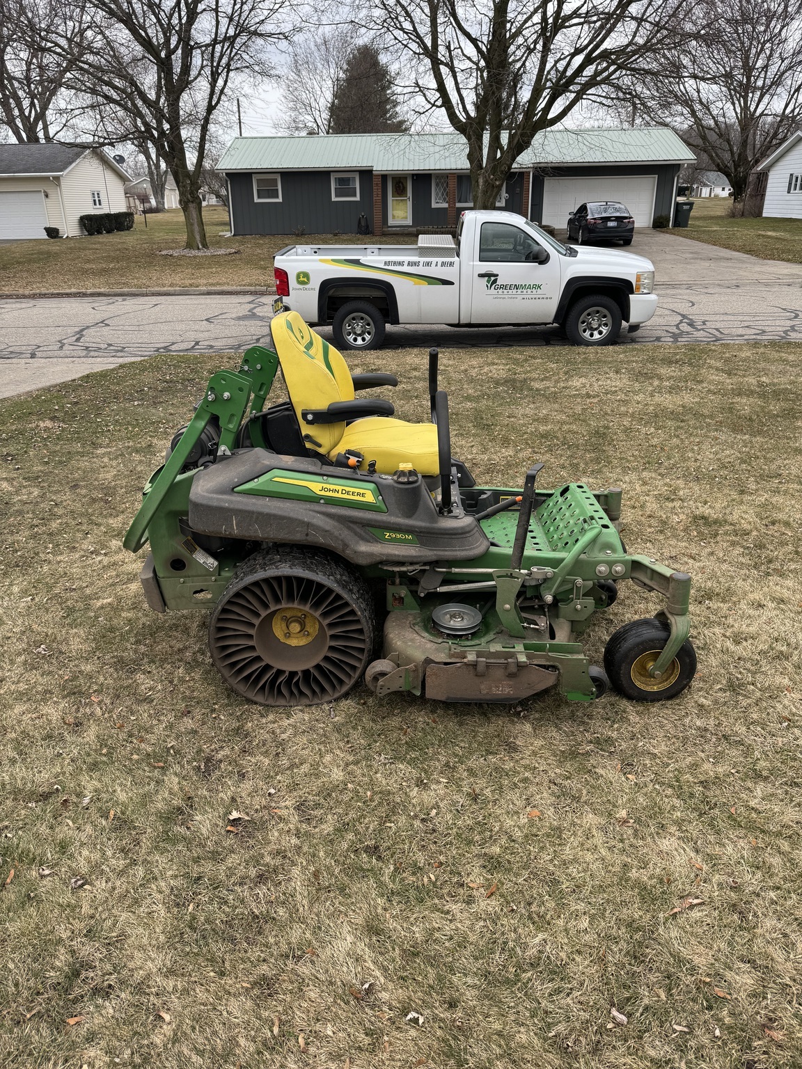 2023 John Deere Z930M Lawn Mower