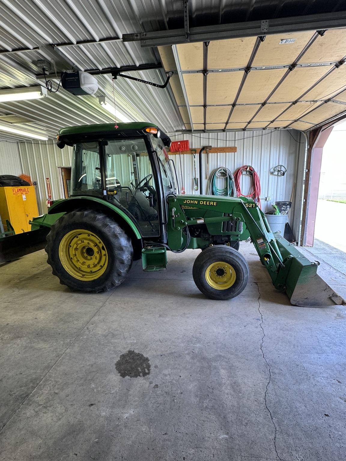 2002 John Deere 5320 Tractor