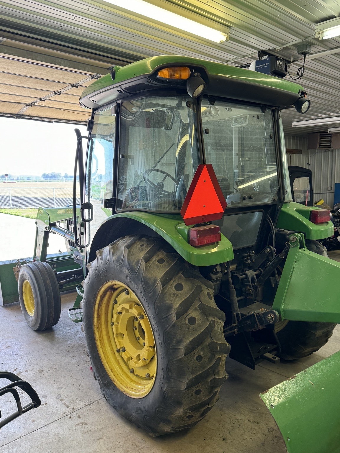 2002 John Deere 5320 Tractor