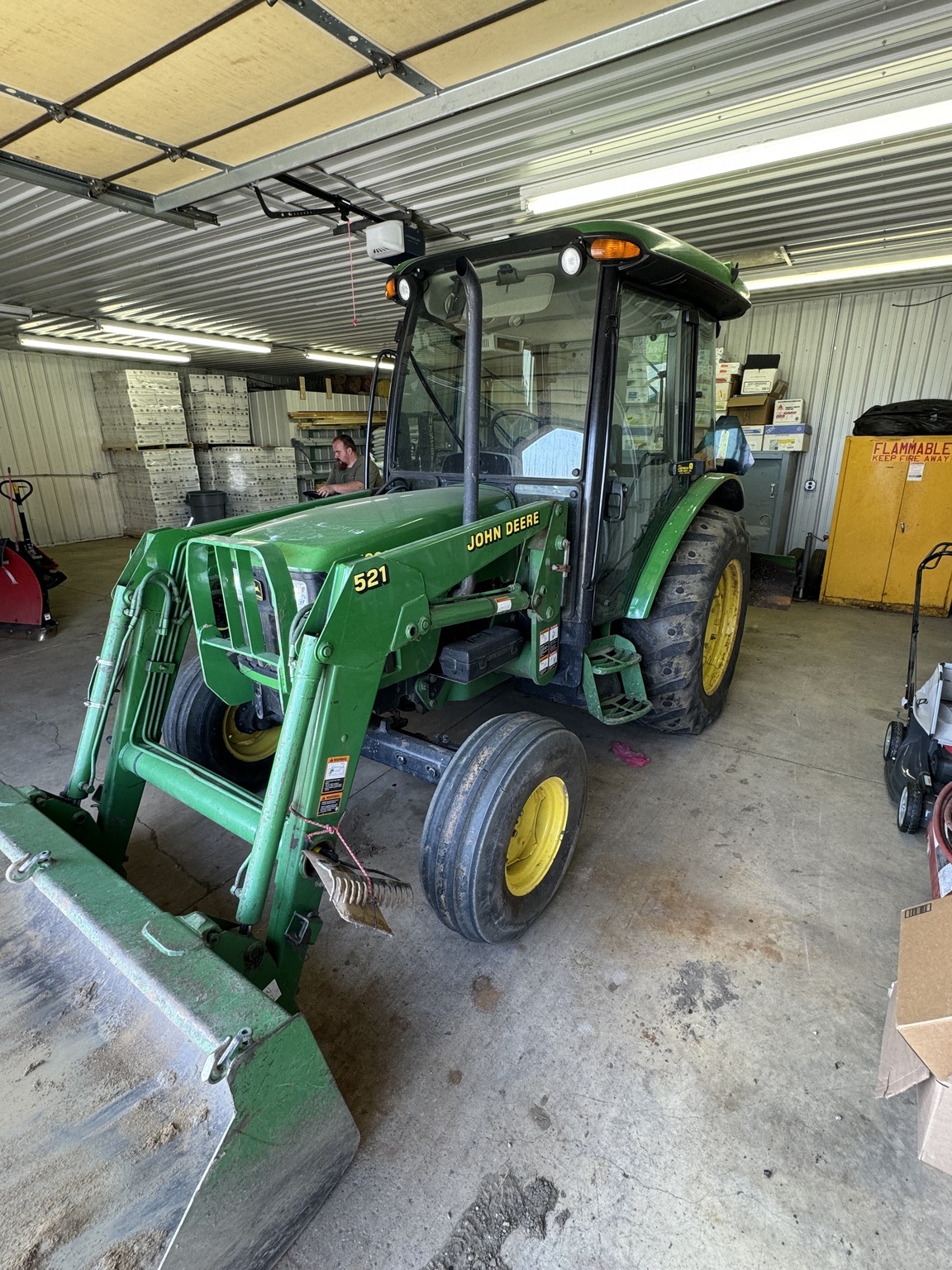 2002 John Deere 5320 Tractor