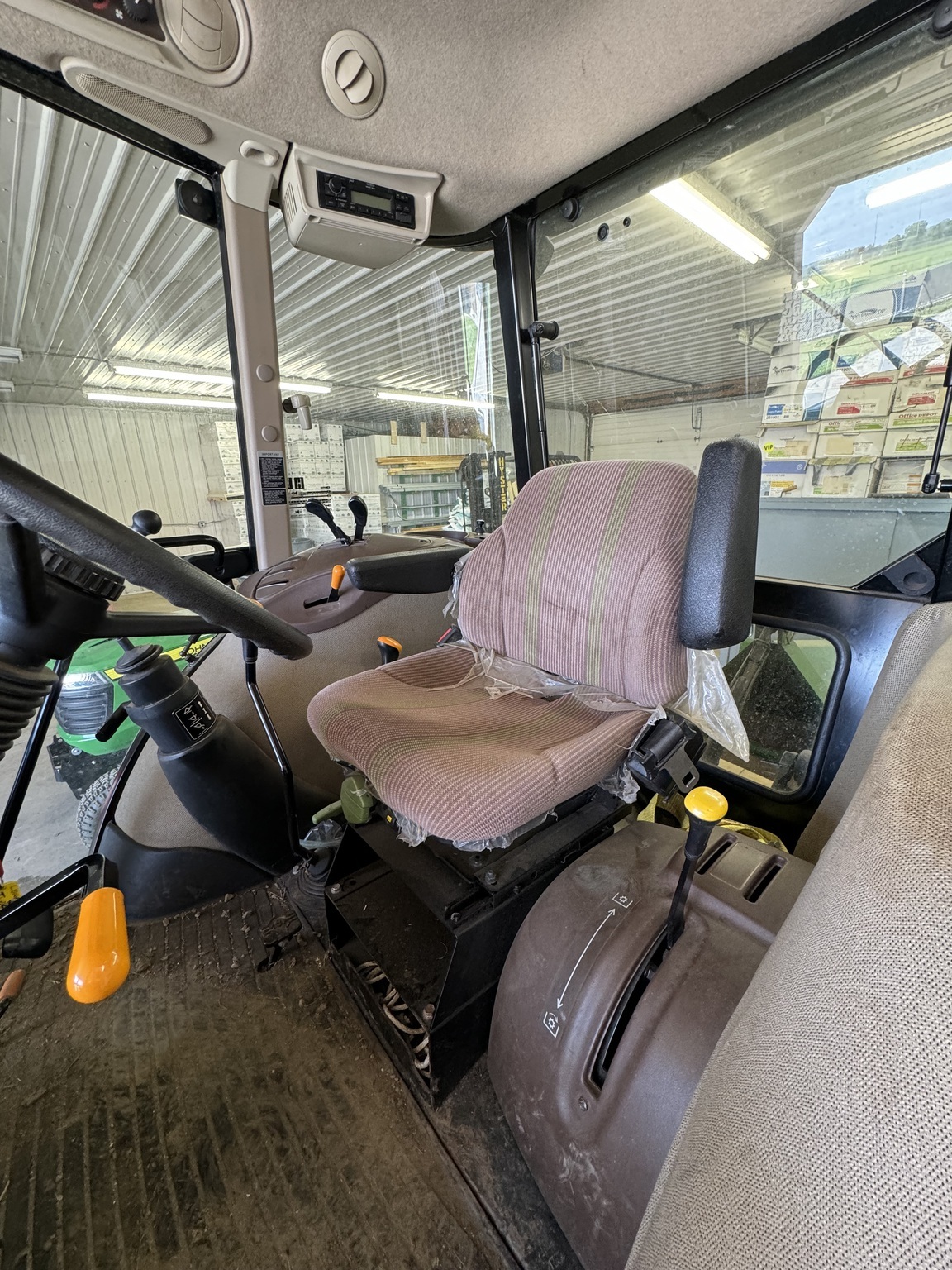 2002 John Deere 5320 Tractor