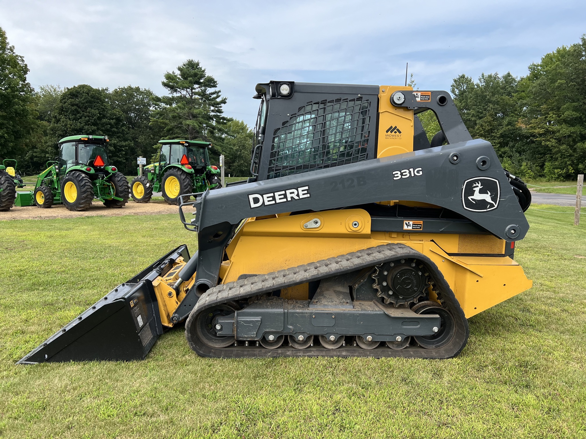 2023 Deere 331G Skid Steer