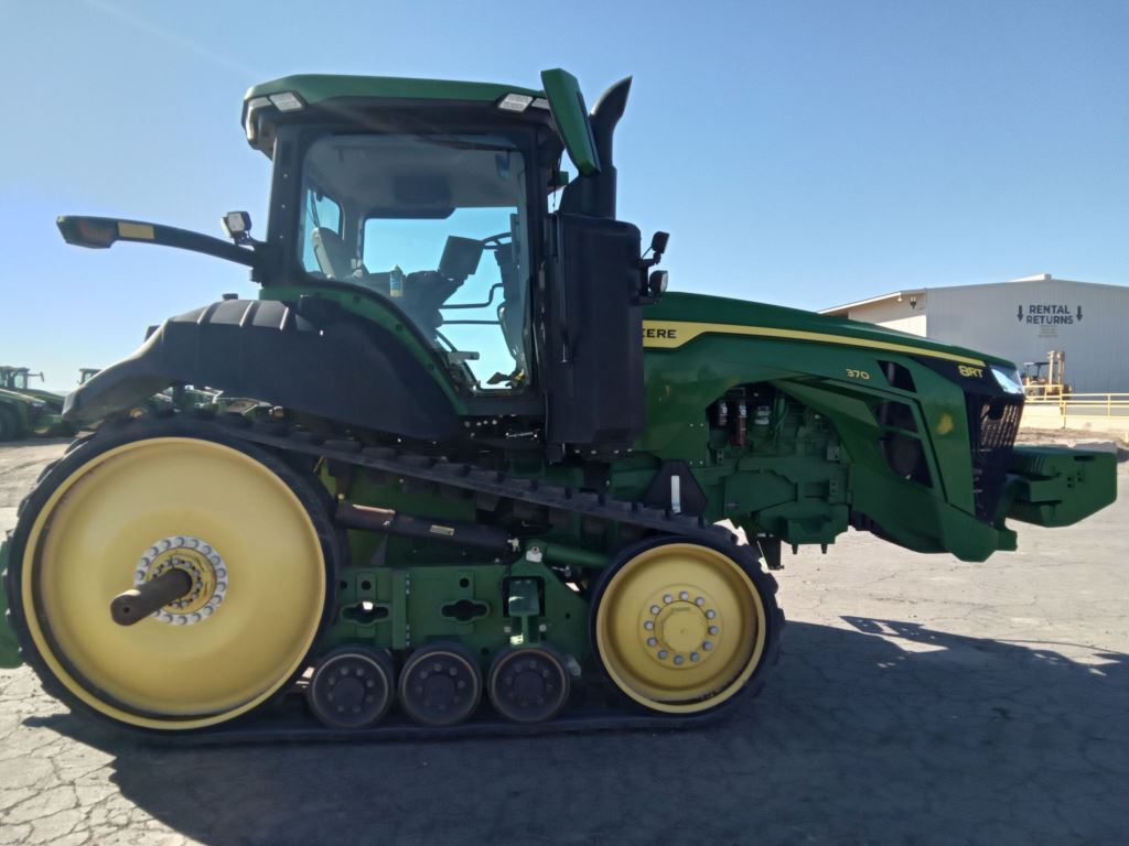 2022 John Deere 8RT 370 Tractor