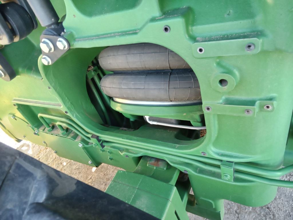 2022 John Deere 8RT 370 Tractor