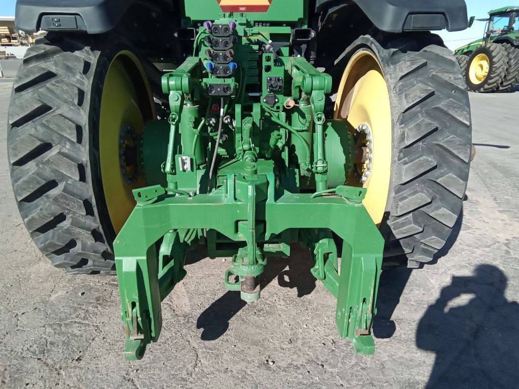 2022 John Deere 8RT 370 Tractor