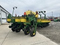 2003 John Deere 1770NT Planter